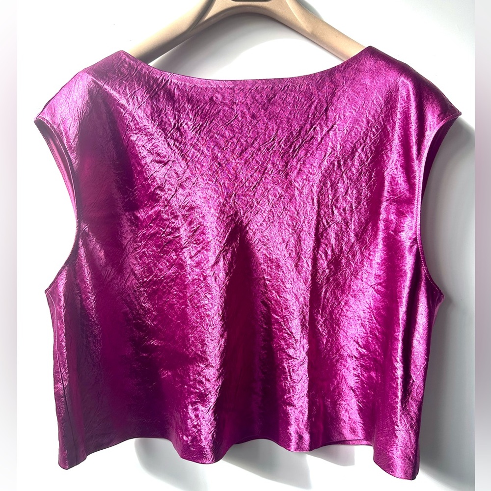 Banana Republic Satin Shimmering Magenta Crop Top Blouse Boat Neck Cap Sleeve XL